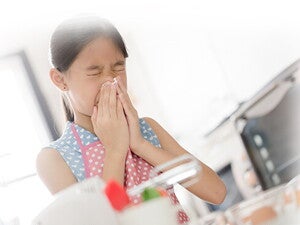 Bagaimana Cara Menangani si Kecil Apabila Alergi Terhadap Satu Makanan