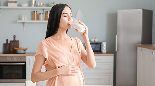 5 Tips Memilih Susu Ibu Hamil untuk Kurangi Mual Muntah (Thumbnail).jpg