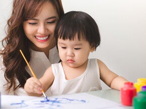 Stimulasi yang Ideal untuk Perkembangan Si Kecil