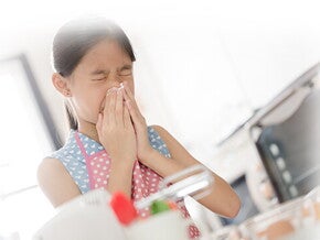 Bagaimana Cara Menangani si Kecil Apabila Alergi Terhadap Satu Makanan