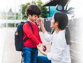 Bagaimana Tanda Psikologi Anak yang Siap Bersekolah?