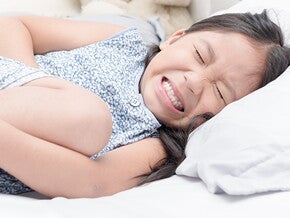 Penyebab dan Cara Mengatasi Sakit Perut Pada Anak (Thumbnail).jpg