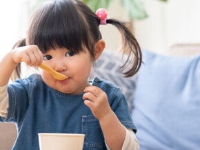 Mungkin beberapa Mam ada yang pernah gelisah karena si Kecil tampak kurang berat badan atau kurang berenergi. 