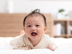 5 Aktivitas Seru untuk Stimulasi Bayi 4 Bulan yang Dapat Dilakukan di Rumah (1).jpg