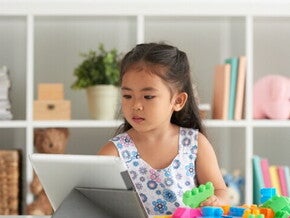 Mam Ketahui Ciri Anak Aktif dan Pintar Berikut Ini!  
