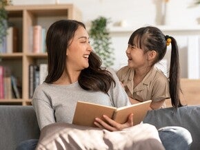 10 Manfaat Membaca Buku untuk Anak Berdasarkan Penelitian