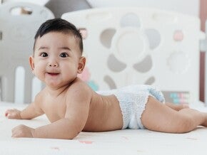 Tahapan Perkembangan Bayi 0-6 Bulan: Panduan Lengkap untuk Mam