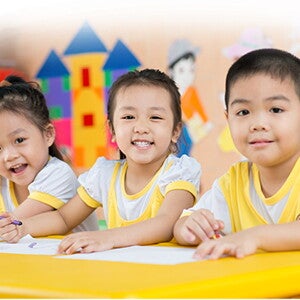 Ciri-Ciri Perkembangan Akal, Fisik, Sosial Anak Usia 4 Tahun