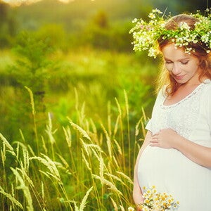Ayo Mam, Abadikan Momen Indah Kehamilan Lewat “Maternity Shoot”
