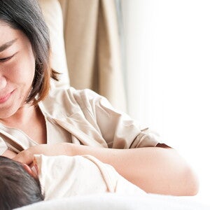 Cara Menyusui yang Benar saat Bayi Mengalami Growth Spurt Cara Menyusui yang Benar saat Bayi Mengalami Growth Spurt