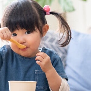 Mungkin beberapa Mam ada yang pernah gelisah karena si Kecil tampak kurang berat badan atau kurang berenergi. 