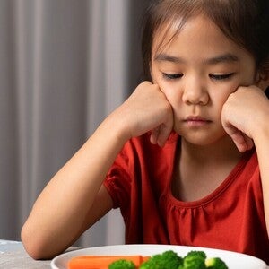 5 Ciri Anak Kekurangan Zat Besi dan Sumber Makanannya