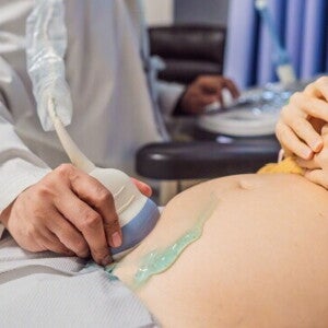 Perkembangan Janin dan Tips Penting untuk Mam yang Sedang Hamil 4 Bulan