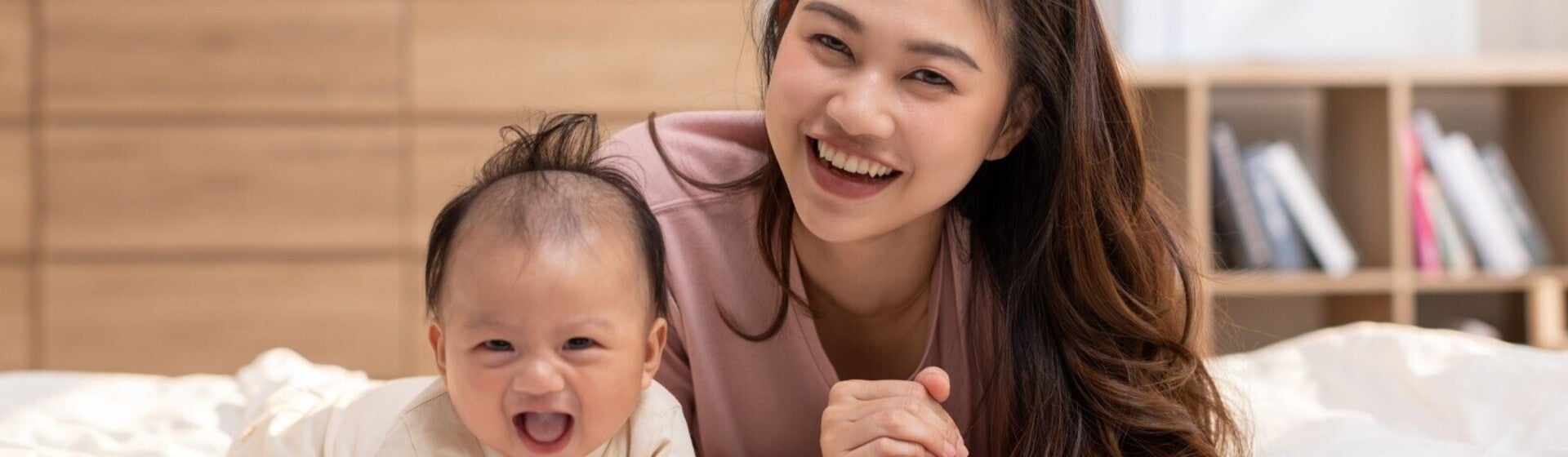 Manfaat Tummy Time untuk Bayi: Cara Tepat, Frekuensi, dan Respons Saat Bayi Menangis