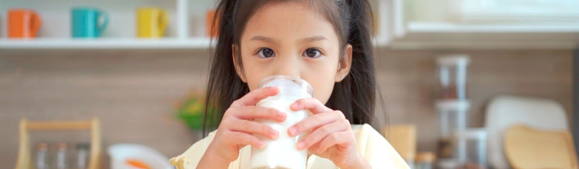 Susu untuk Perkembangan Otak Anak: Kandungan Apa yang Perlu Mam Perhatikan?