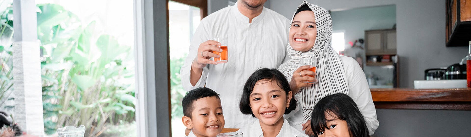 3 Tips si Kecil Tetap Sehat dan Semangat pada Puasa Pertamanya