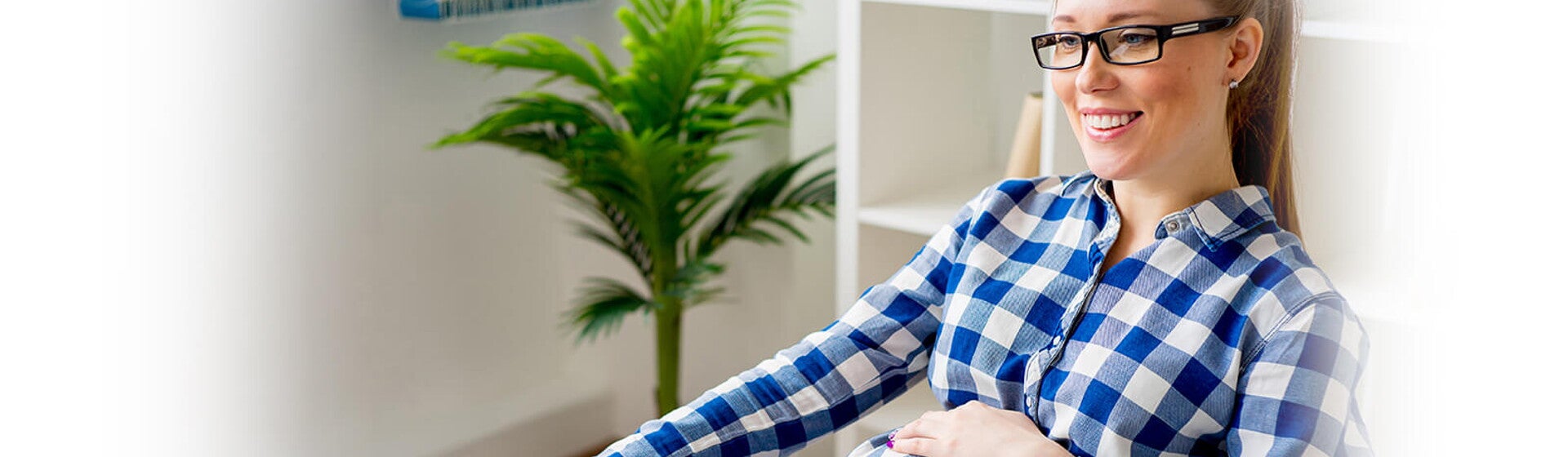 7 Tips bagi Ibu Hamil Agar Tetap Nyaman Bekerja di Kantor 7 Tips bagi Ibu Hamil Agar Tetap Nyaman Bekerja di Kantor