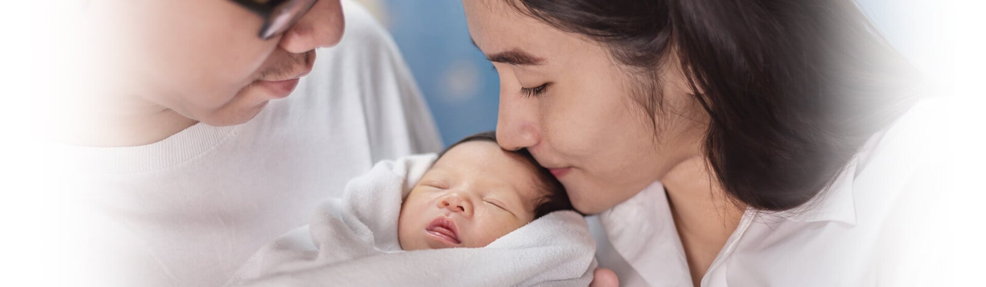 Merawat Bayi Baru Lahir Merawat Bayi Baru Lahir