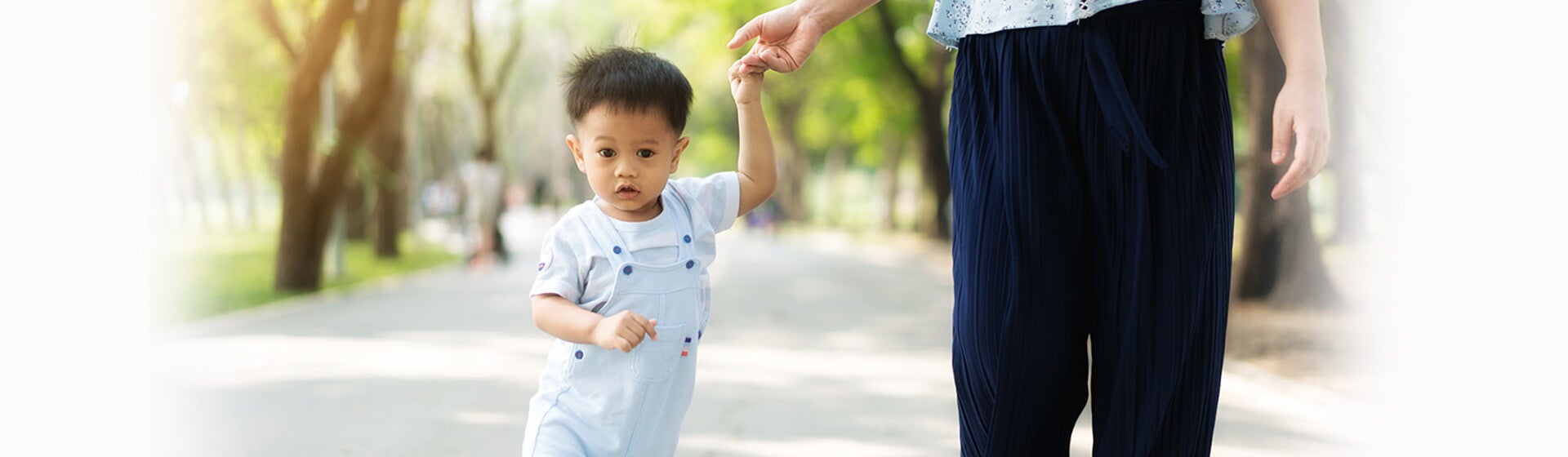 Panduan Perkembangan Motorik Anak Usia 1 Tahun Panduan Perkembangan Motorik Anak Usia 1 Tahun