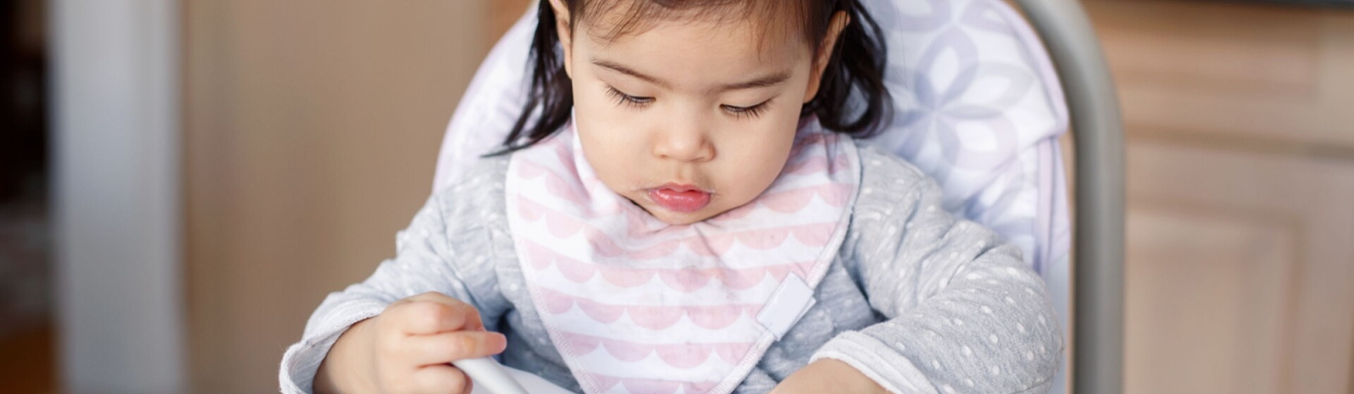 Memahami Kebutuhan Nutrisi Penting untuk Bayi.jpg Memahami Kebutuhan Nutrisi Penting untuk Bayi.jpg